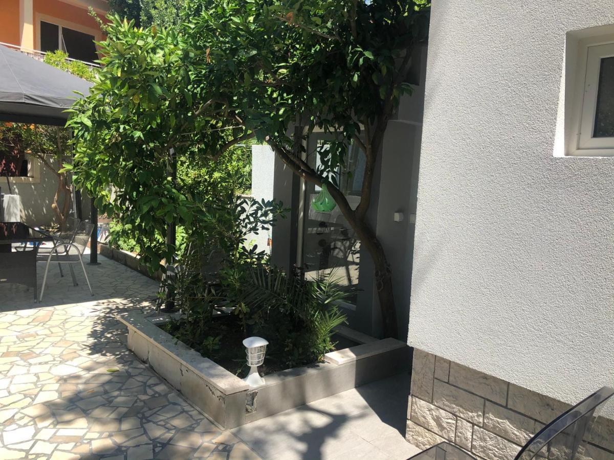 House Filomena Apartment Banjol Bagian luar foto