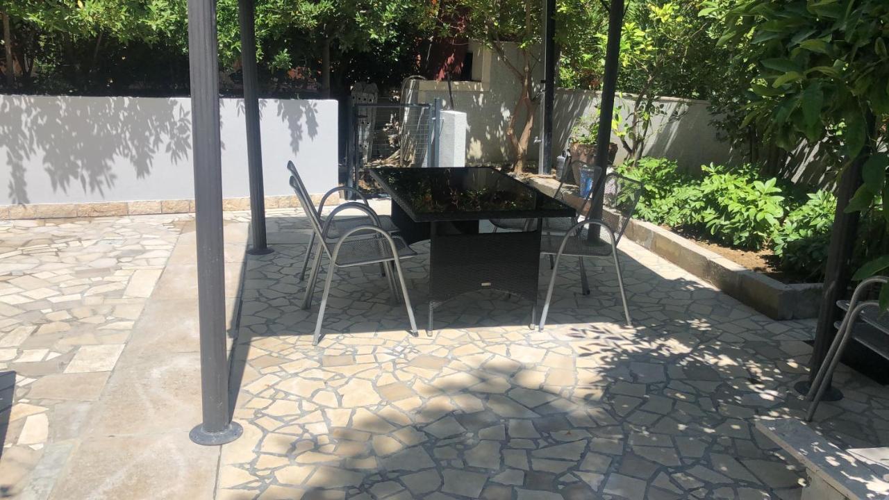 House Filomena Apartment Banjol Bagian luar foto