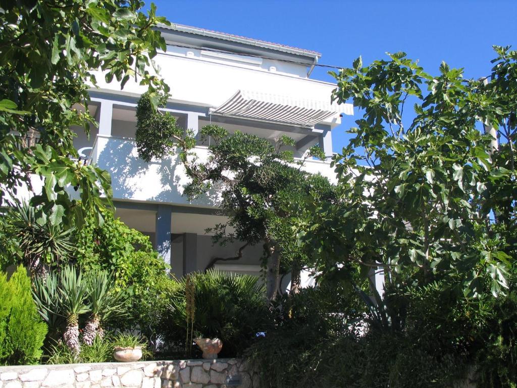 House Filomena Apartment Banjol Bagian luar foto