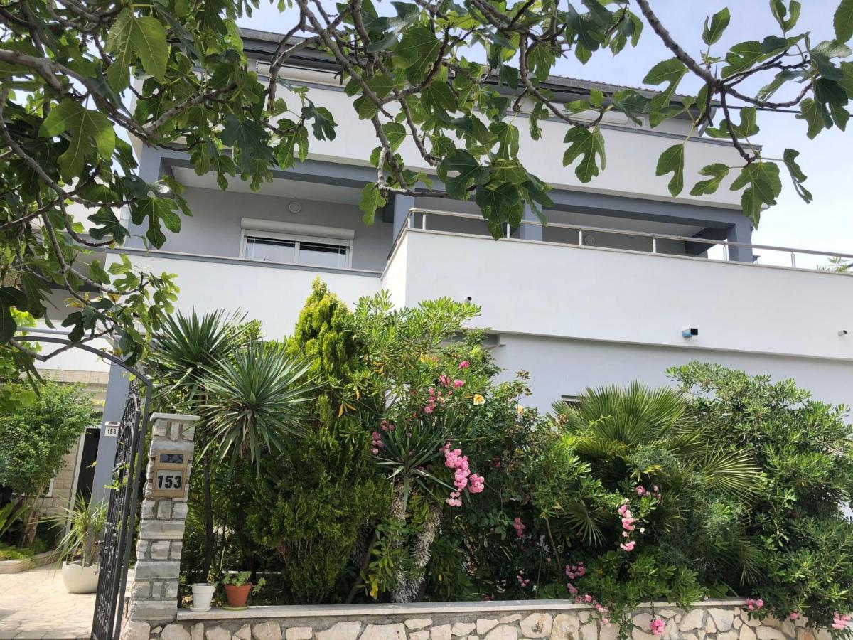 House Filomena Apartment Banjol Bagian luar foto